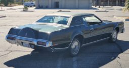 Lincoln Continental Mark IV