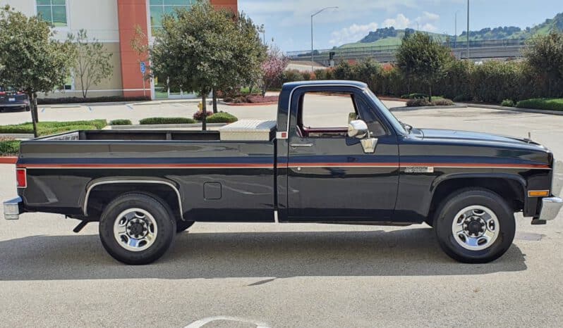 
								Chevrolet 2500 GMC voll									
