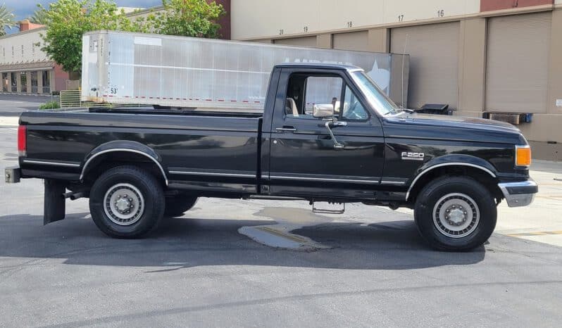 
								Ford F 250 XLT Lariat voll									