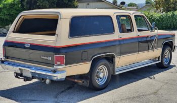 
									Chevrolet Suburban 454cui voll								