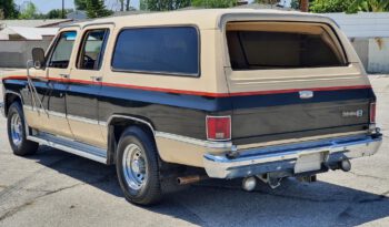 
									Chevrolet Suburban 454cui voll								