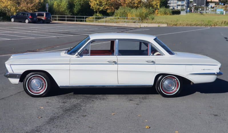 
								Oldsmobile F85 Fourdoor V8 voll									