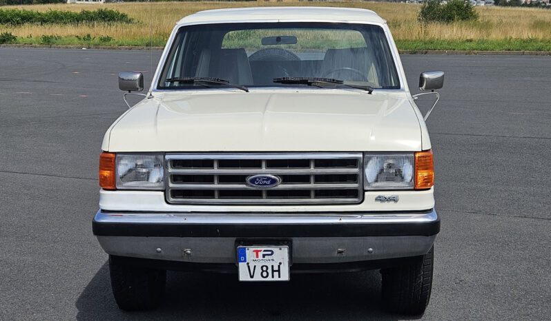 
								Ford Bronco XLT 4×4 voll									