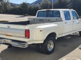 Ford F 350 XLT Crew Cab Dually