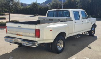 
									Ford F 350 XLT Crew Cab Dually voll								