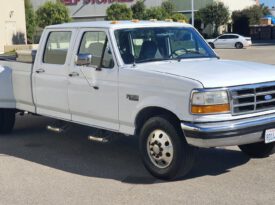 Ford F 350 XLT Crew Cab Dually